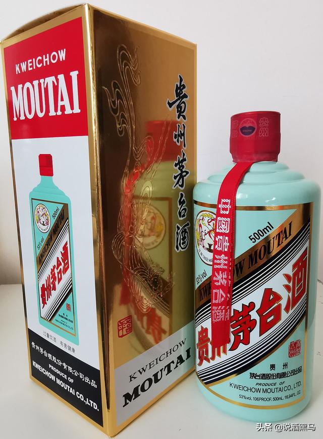 哈密地区纪念茅台酒瓶子回收卖多少钱?